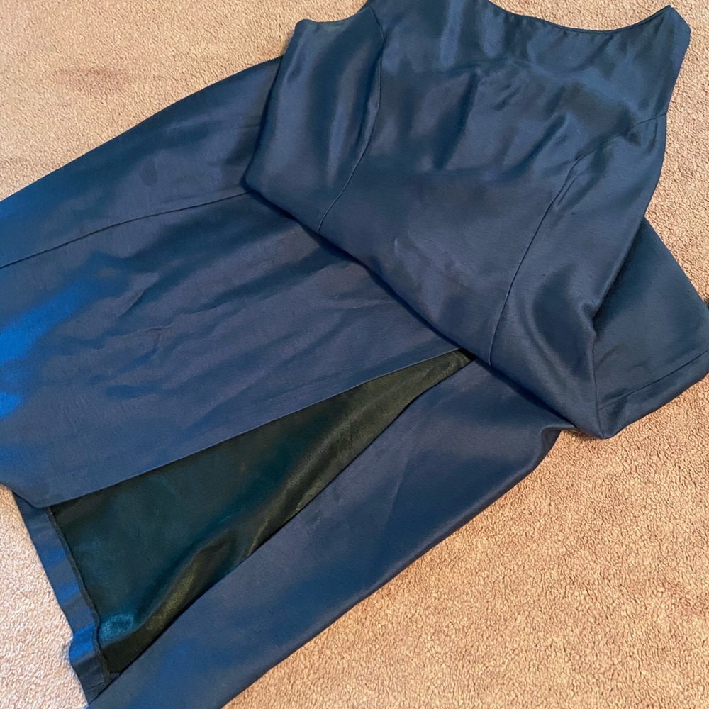 Navy sleeveless bridesmaid dress